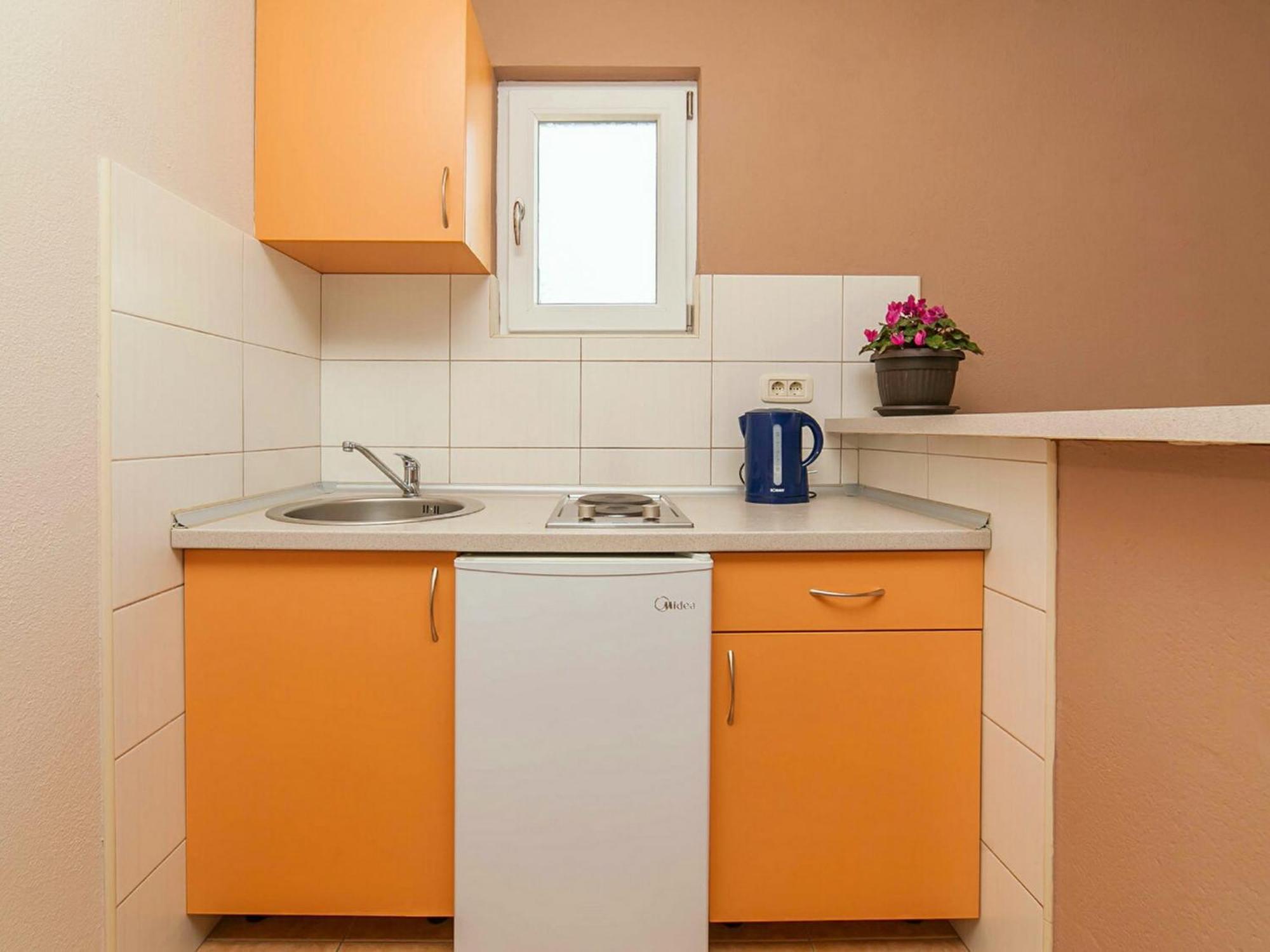 Hana Accommodation Sveti Stefan Bilik gambar