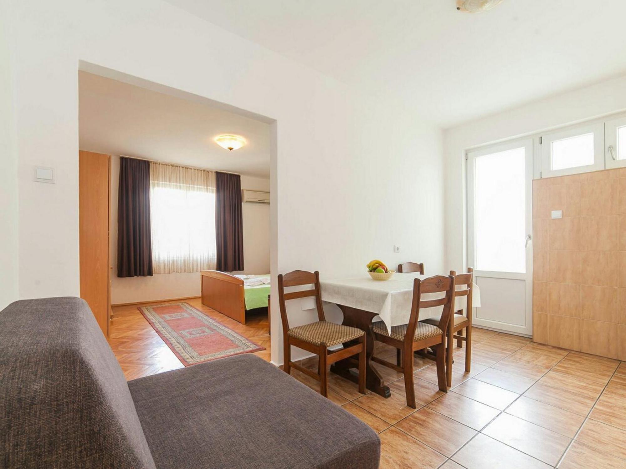 Hana Accommodation Sveti Stefan Bilik gambar